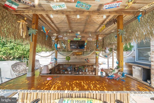 1 BALMORAL DR, Chadds Ford, PA 19317