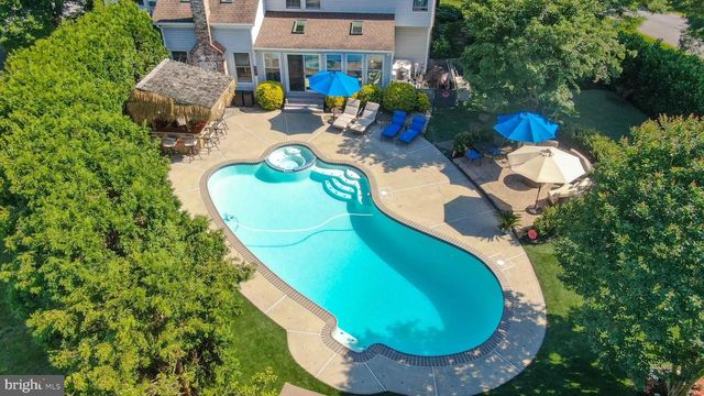 1 BALMORAL DR, Chadds Ford, PA 19317