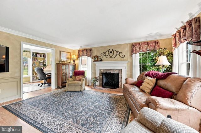 1 BALMORAL DR, Chadds Ford, PA 19317