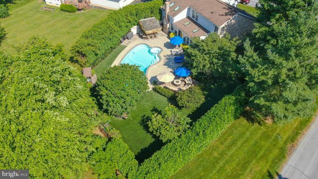 1 BALMORAL DR, Chadds Ford, PA 19317