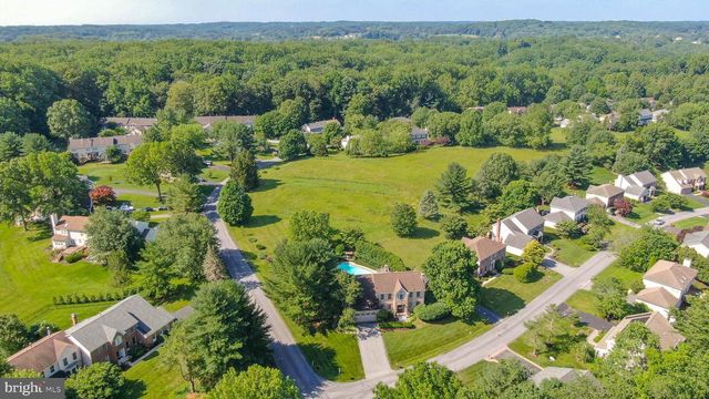 1 BALMORAL DR, Chadds Ford, PA 19317