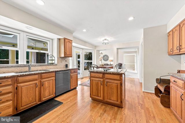 1 BALMORAL DR, Chadds Ford, PA 19317