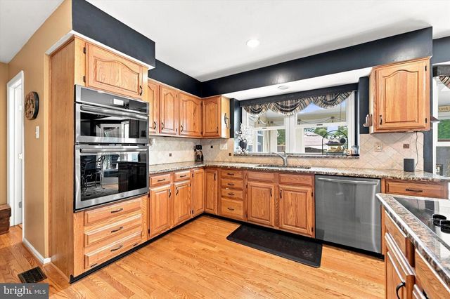 1 BALMORAL DR, Chadds Ford, PA 19317