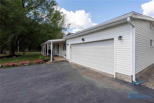 5826 Township Road 243, Findlay, OH 45840