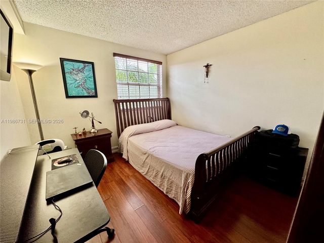 9731 Fontainebleau Blvd F306, Miami, FL 33172