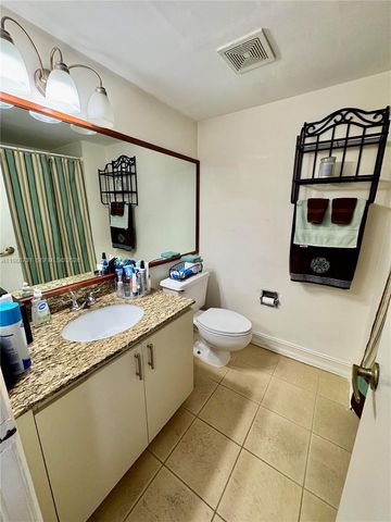 9731 Fontainebleau Blvd F306, Miami, FL 33172