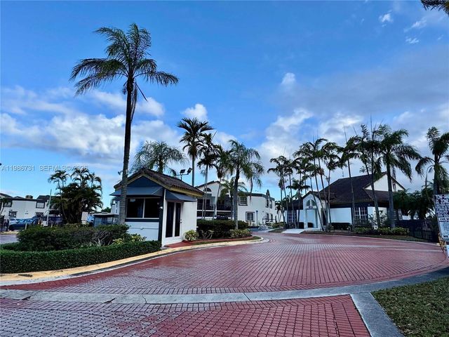 9731 Fontainebleau Blvd F306, Miami, FL 33172