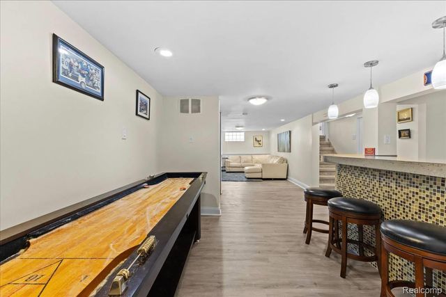 43 Wellesley Drive, Pleasant Ridge, MI 48069