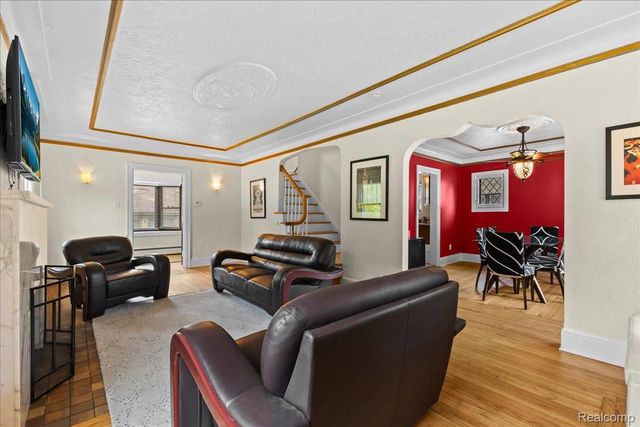 43 Wellesley Drive, Pleasant Ridge, MI 48069