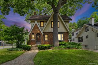 43 Wellesley Drive, Pleasant Ridge, MI 48069