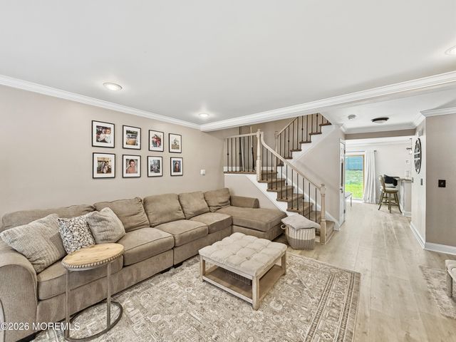 58 Carriage Lane, Englishtown, NJ 07726