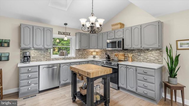 2811 ORCHARD LAKES DR, Baldwin, MD 21013