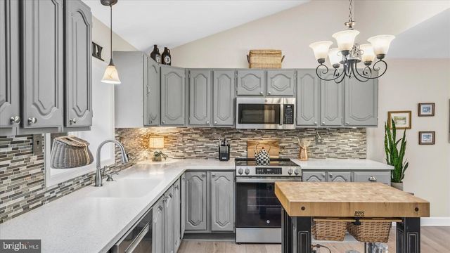 2811 ORCHARD LAKES DR, Baldwin, MD 21013
