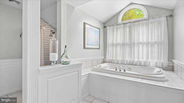 2811 ORCHARD LAKES DR, Baldwin, MD 21013