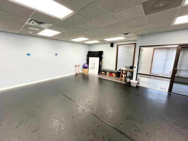 809 RIDGE Road 200, Wilmette, IL 60091