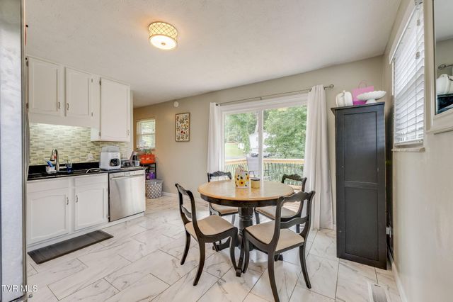 120 Russell Drive, Gray, TN 37615