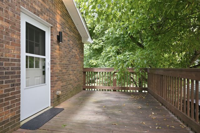 1151 Chestnut Dr, Burns, TN 37029