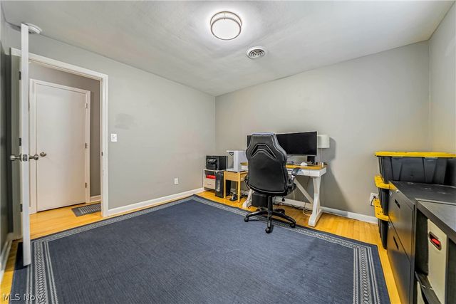 2502 E 35th Street, Lorain, OH 44055