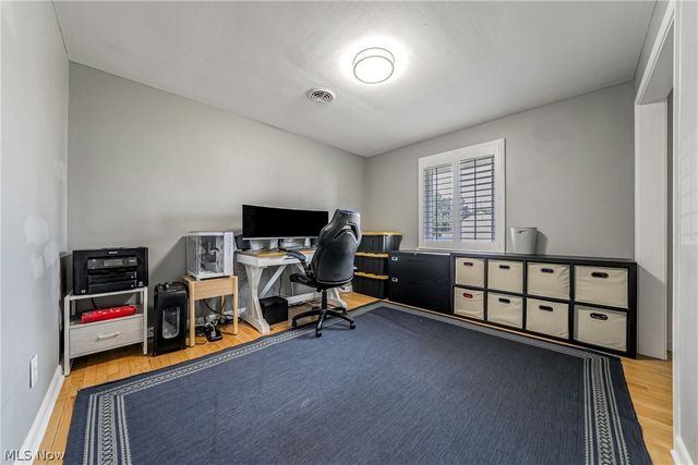 2502 E 35th Street, Lorain, OH 44055