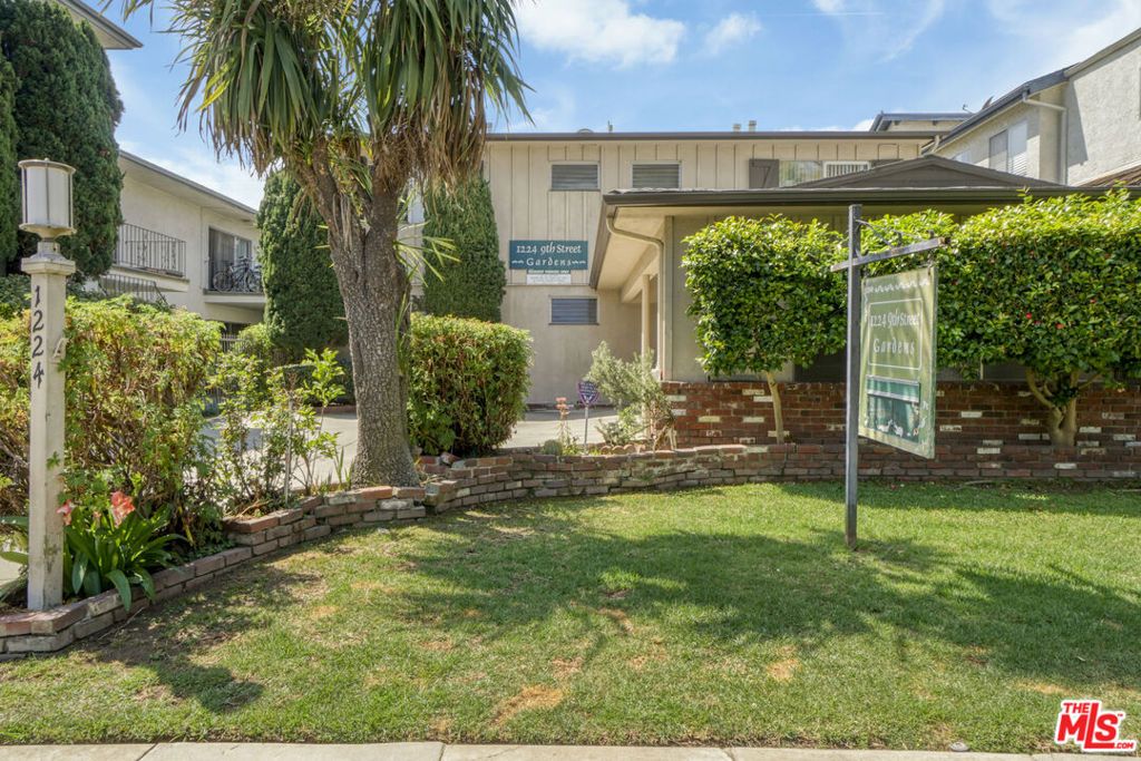 Image 5 of property listing at 1224 9th Street, Santa Monica, CA 90401