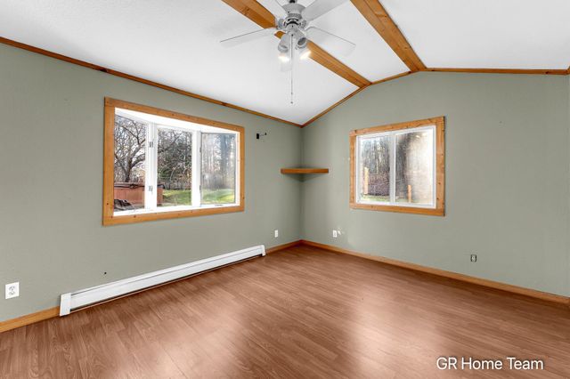 7649 Main Street, Brooks Twp, MI 49337