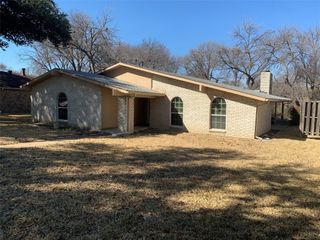5909 Excalibur Drive, Garland, TX 75044