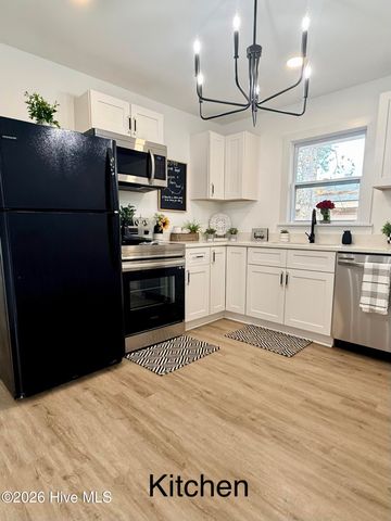 705 Eva Circle, Spring Lake, NC 28390