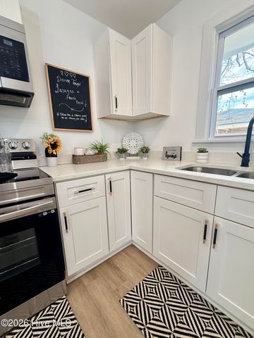 705 Eva Circle, Spring Lake, NC 28390