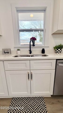 705 Eva Circle, Spring Lake, NC 28390