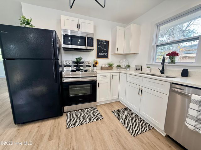 705 Eva Circle, Spring Lake, NC 28390