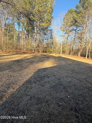 705 Eva Circle, Spring Lake, NC 28390
