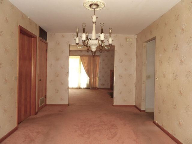 3160 N SAINT CLAIR ST, Wichita, KS 67204