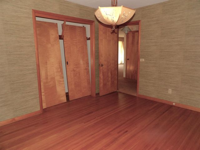 3160 N SAINT CLAIR ST, Wichita, KS 67204