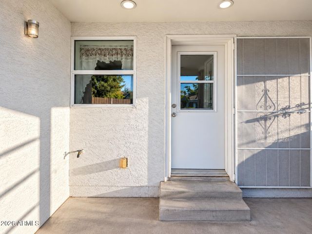 1012 E PORTLAND Street, Phoenix, AZ 85006