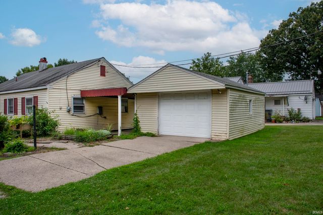 1700 Strong Avenue, Elkhart, IN 46514