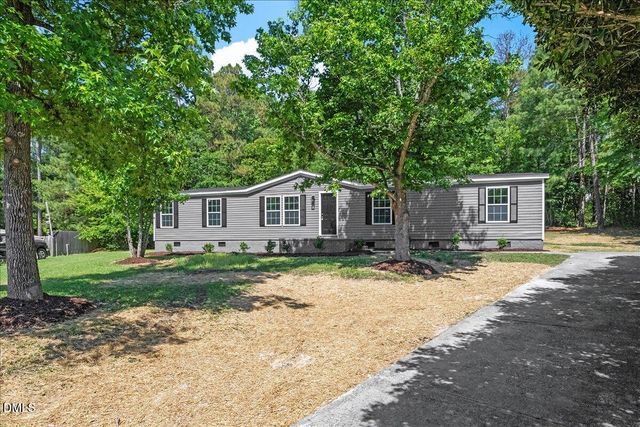 98 Shade Wood, Sanford, NC 27332