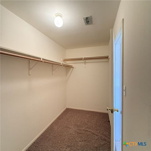 101 Appaloosa Court, Victoria, TX 77904