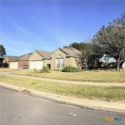 101 Appaloosa Court, Victoria, TX 77904