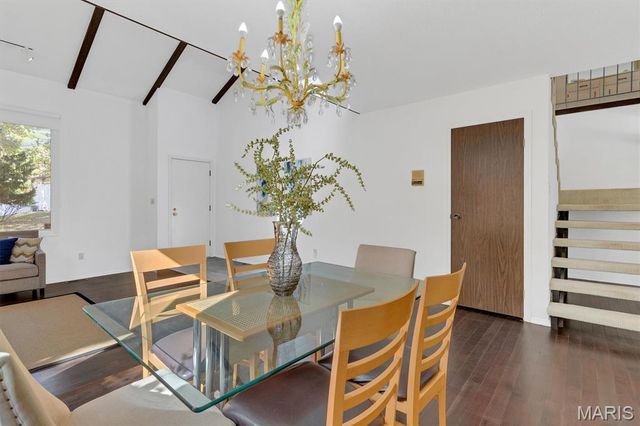 2617 Heritage Landing, St Charles, MO 63303