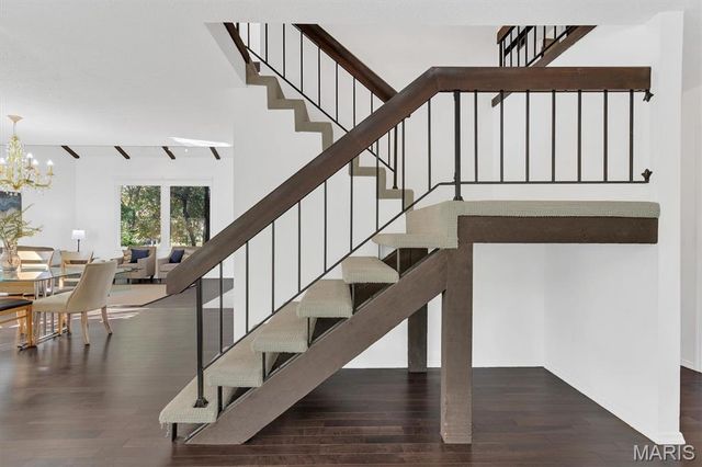 2617 Heritage Landing, St Charles, MO 63303