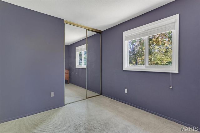 2617 Heritage Landing, St Charles, MO 63303