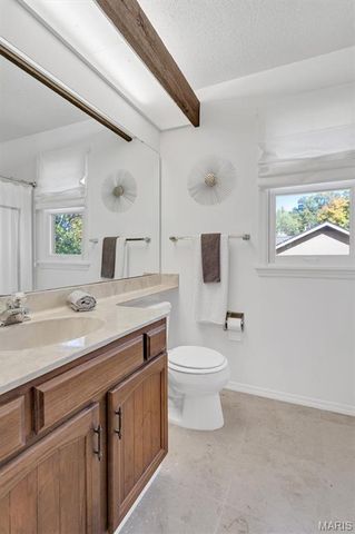 2617 Heritage Landing, St Charles, MO 63303