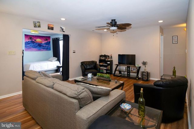 12 HARROGATE CT, Sewell, NJ 08080