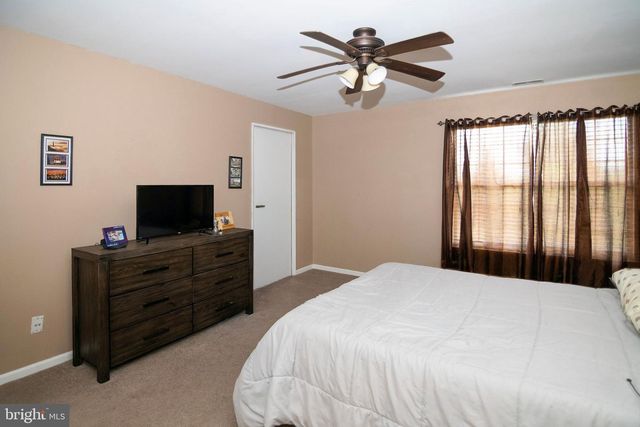 12 HARROGATE CT, Sewell, NJ 08080