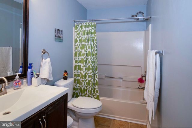 12 HARROGATE CT, Sewell, NJ 08080
