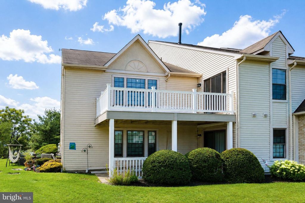 12 HARROGATE CT, Sewell, NJ 08080
