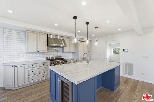 2442 S Coast Highway 4, Laguna Beach, CA 92651