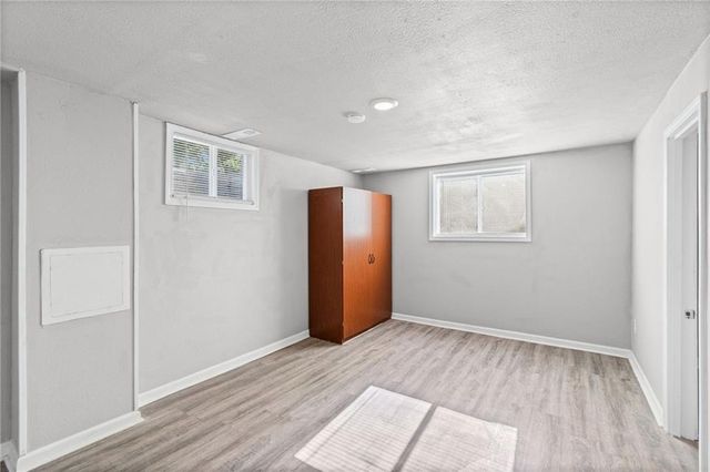 703 W 28th Street N, Independence, MO 64050