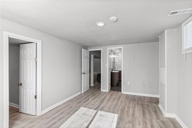 703 W 28th Street N, Independence, MO 64050