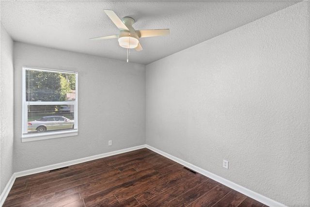 703 W 28th Street N, Independence, MO 64050